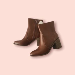 Universal Thread cognac boots